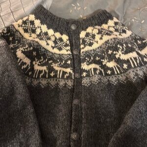 Norse Knit Brand 100% wool Sweater made in Norway, Vintage